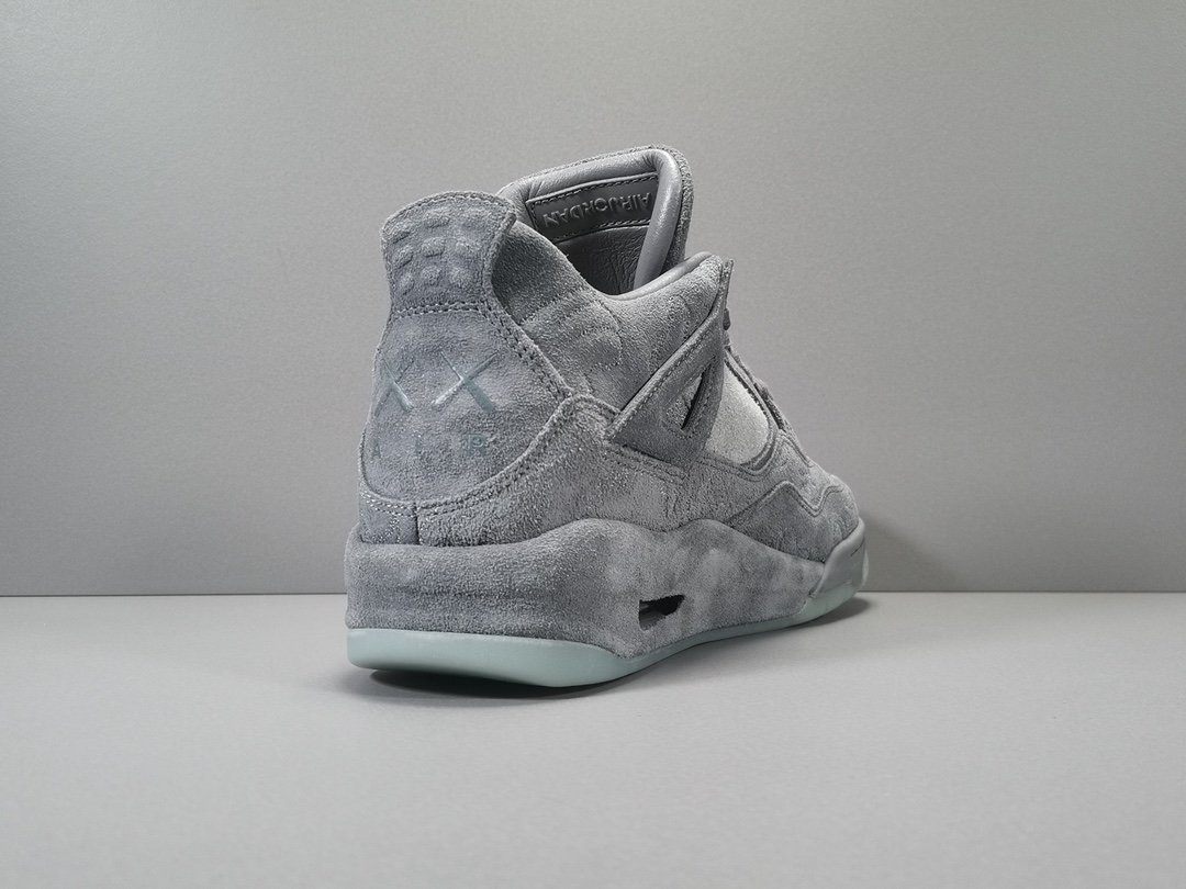 4s RETRO KAWS