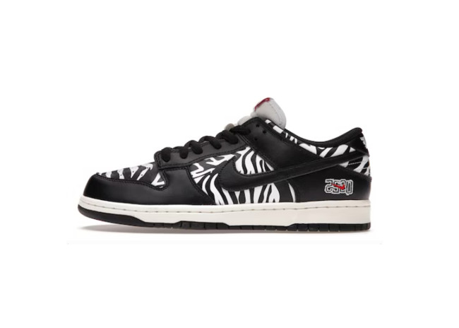 Dunk Low OG QS Quartersnacks Zebra
