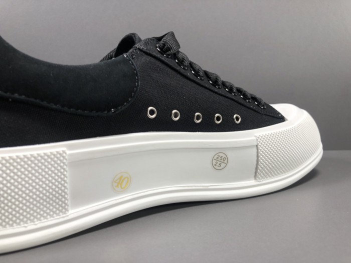 Deck Skate Plimsoll Lace-Up Black White