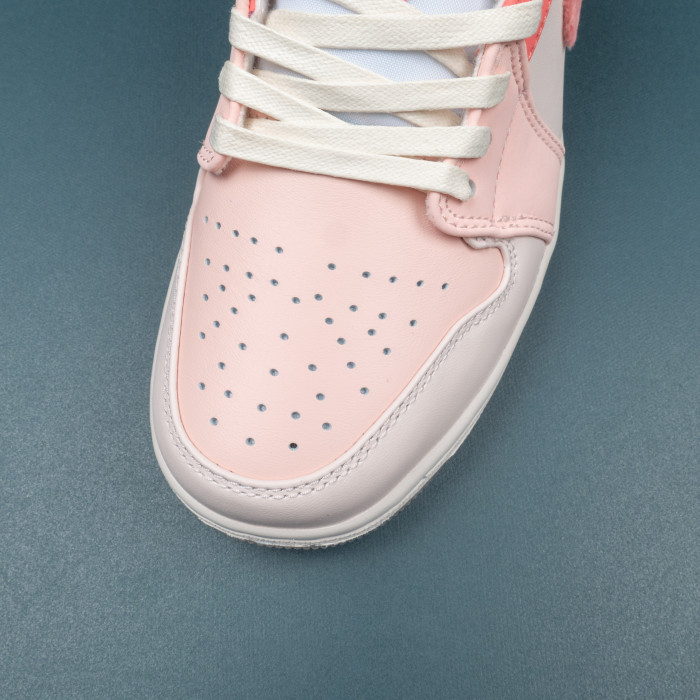 1s Low SE Mighty Swooshers Pink (W)