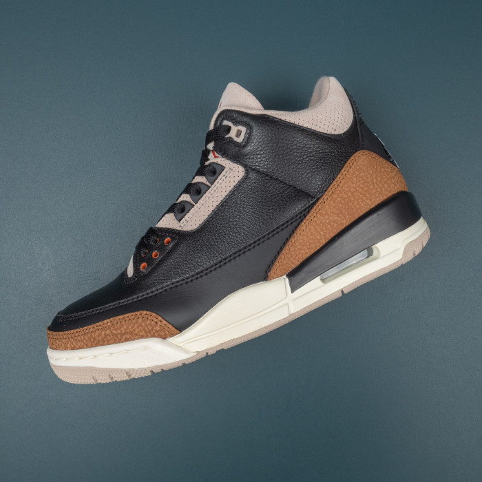 3s Retro Desert Elephant