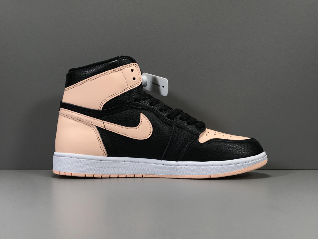 1s Retro High Black Crimson Tint