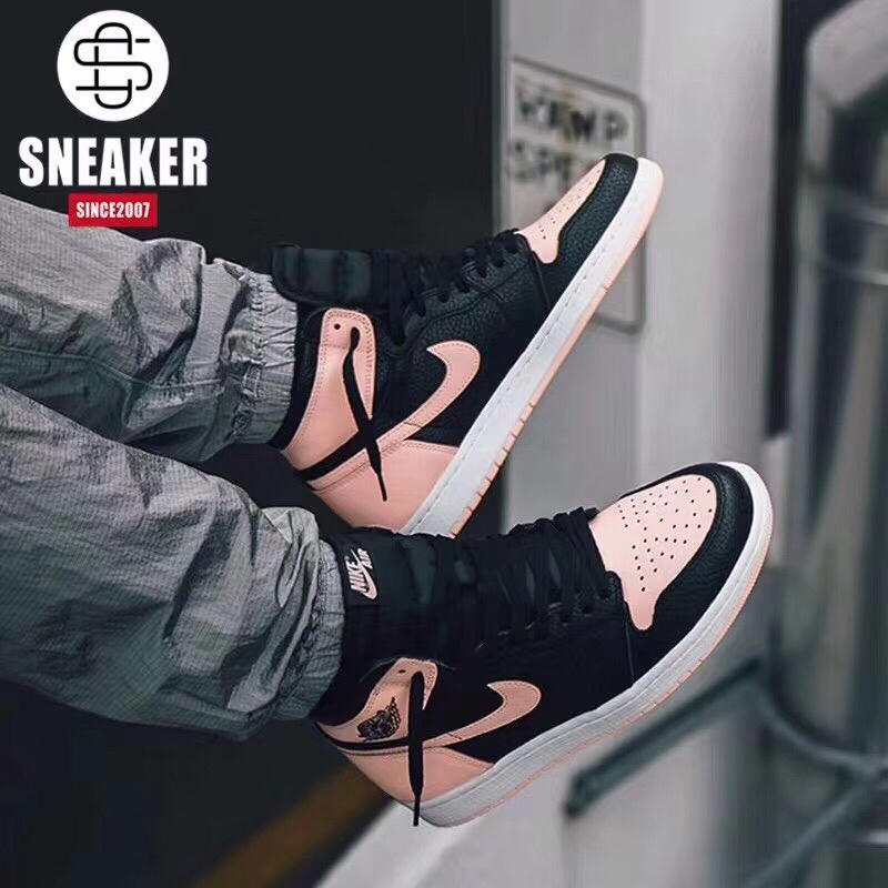 1s Retro High Black Crimson Tint