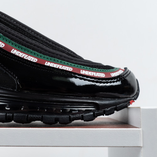 97 Undefeated Black