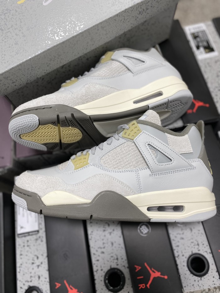 4s Retro SE Craft Photon Dust
