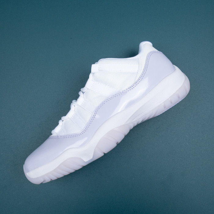 11s Retro Low Pure Violet