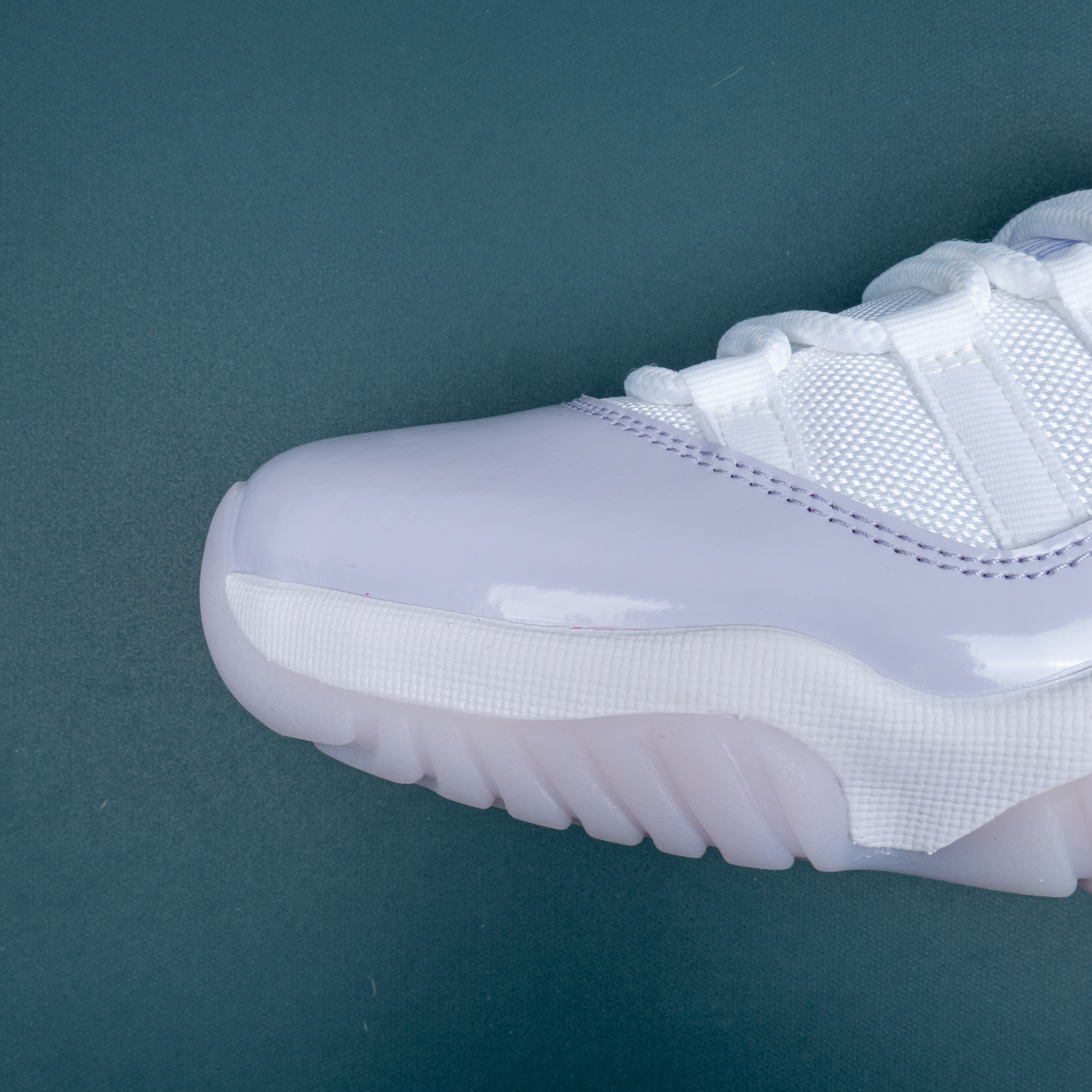 11s Retro Low Pure Violet