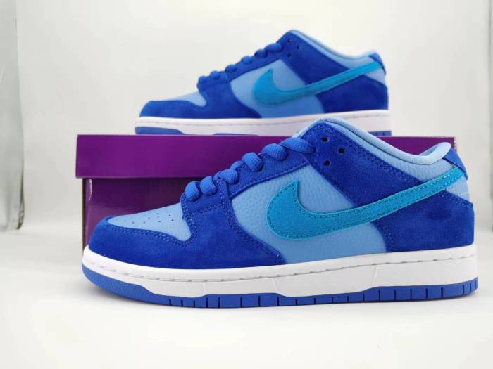 Dunk Low Blue Raspberry