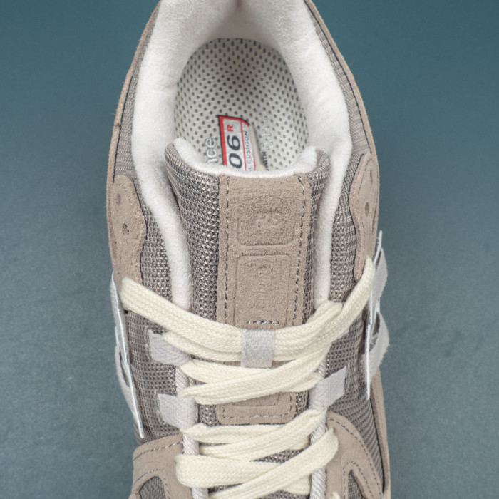 Beige Cream