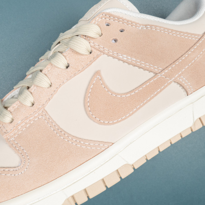 Dunk Low SE Sand Drift