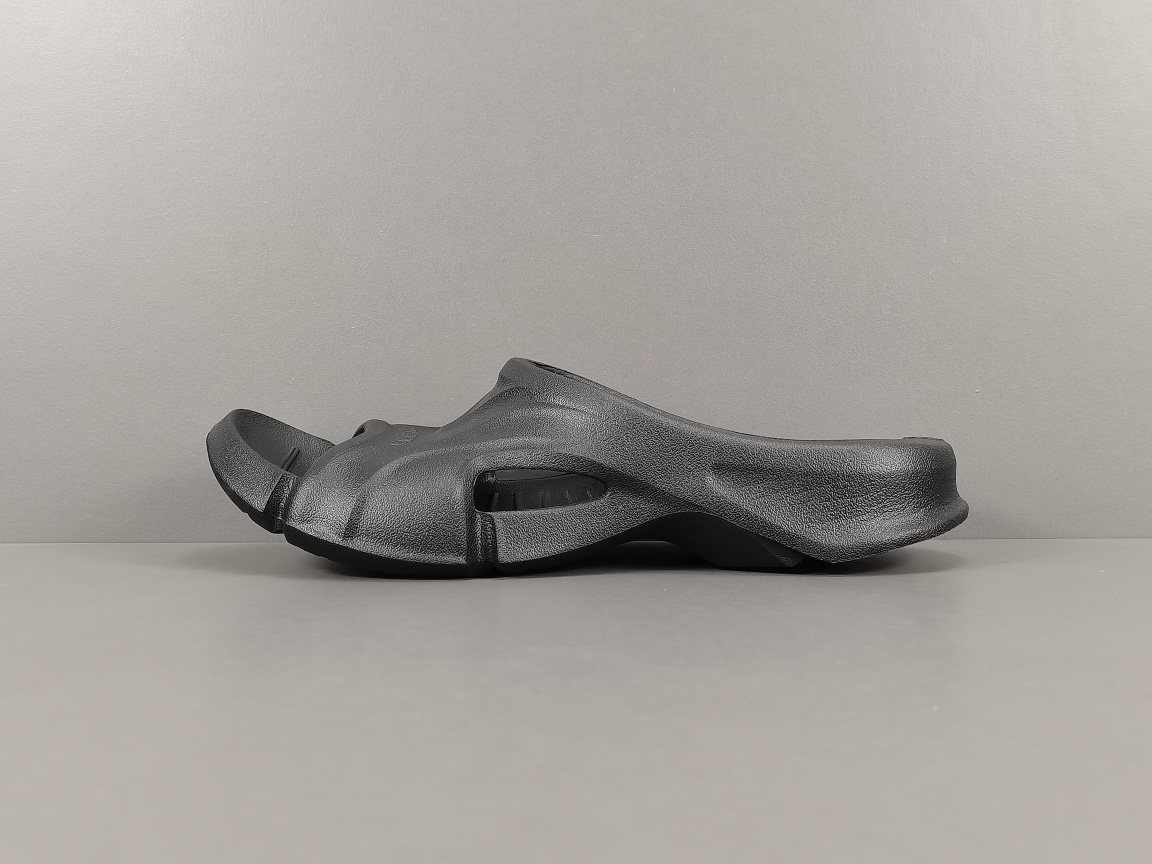 Mold Slide Sandal Black