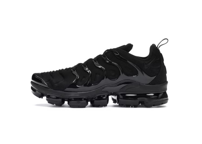 Air VaporMax Plus Triple Black