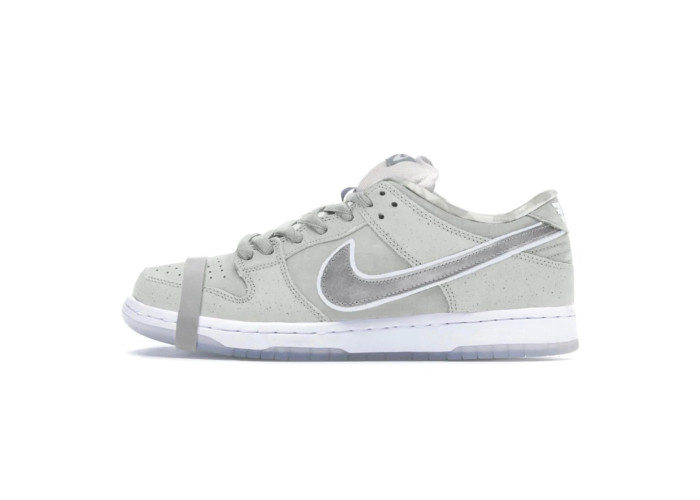 Dunk SB Low White Lobster
