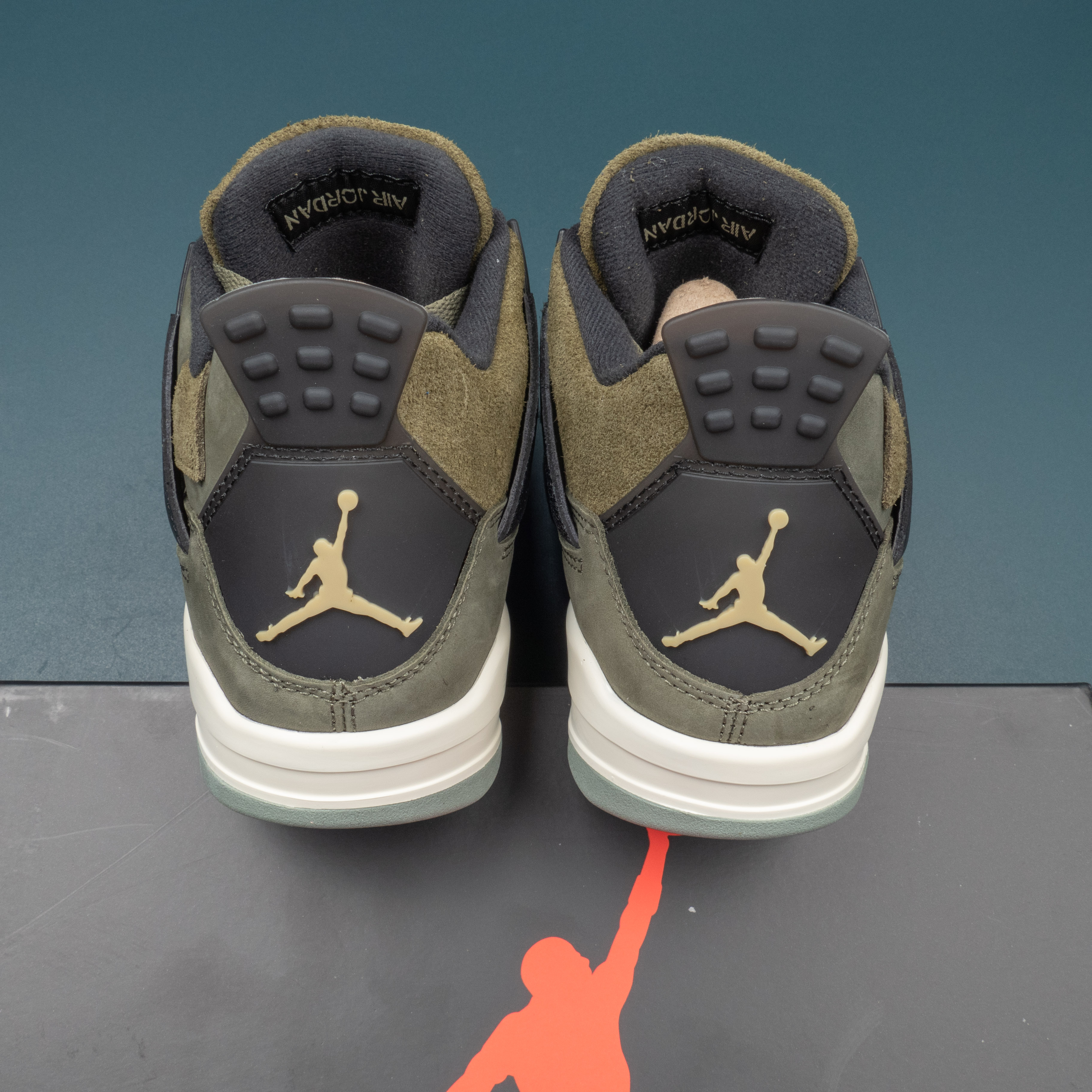 4s Retro SE Craft Medium Olive