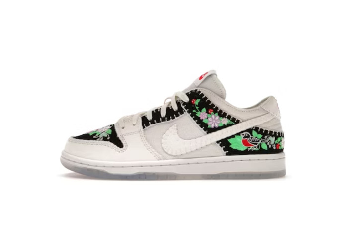 SB Dunk Low Decon N7 Black Sail