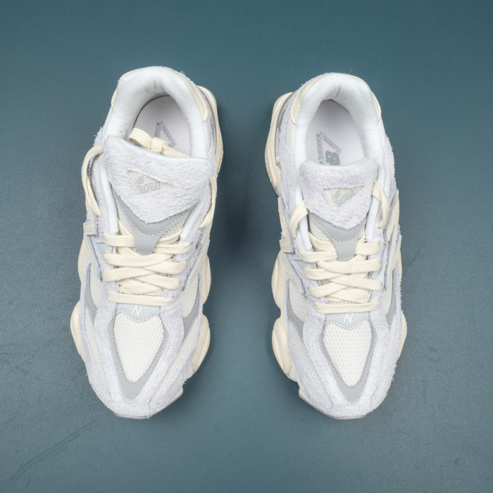 9060 Quartz Grey