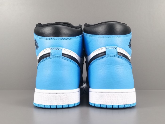 1's Retro High OG UNC Toe