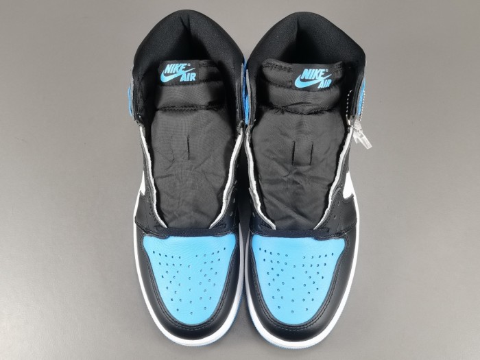 1's Retro High OG UNC Toe