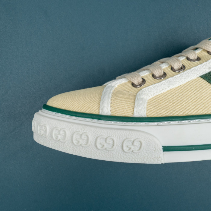 Tennis 197717 ‎Butter Cotton