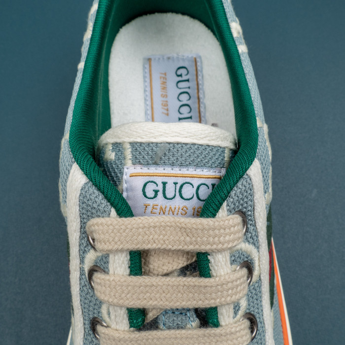 Tennis 1977 Light Blue