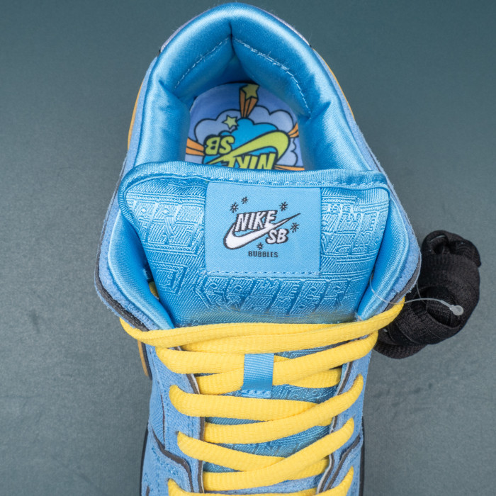 The Powerpuff Girls x Dunk Low Pro SB QS 'Bubbles'