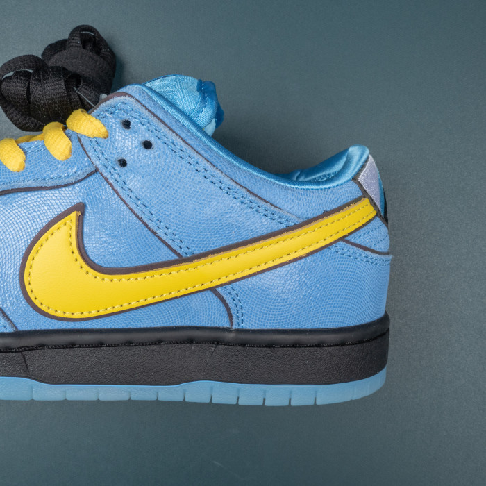 The Powerpuff Girls x Dunk Low Pro SB QS 'Bubbles'