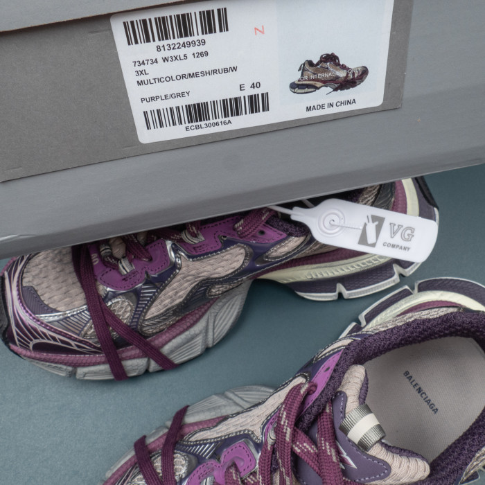  3XL Sneaker in Purple