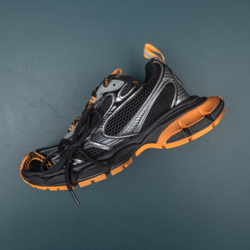Men's 3xl Sneaker in Black