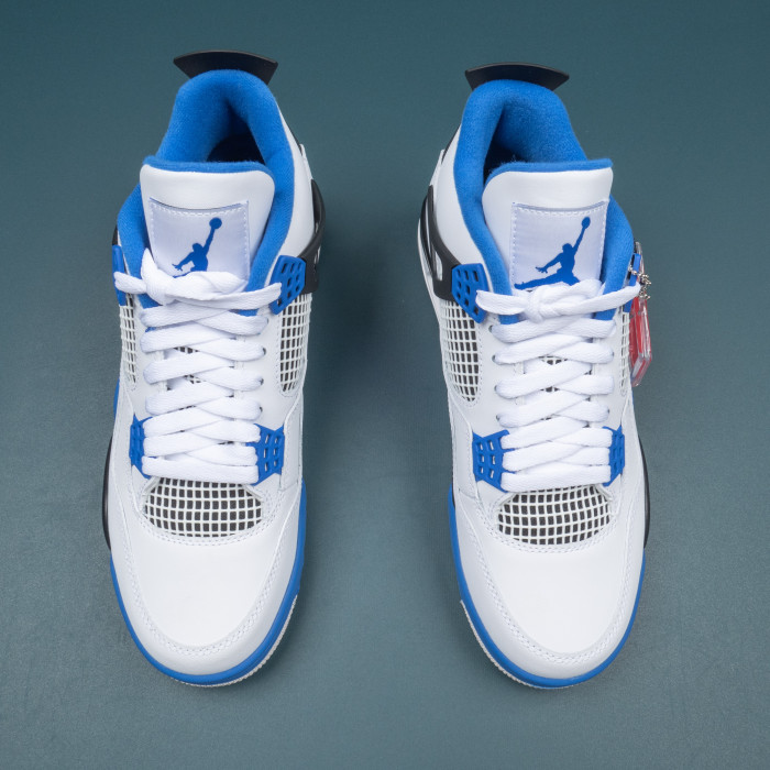 4's Retro Motorsports