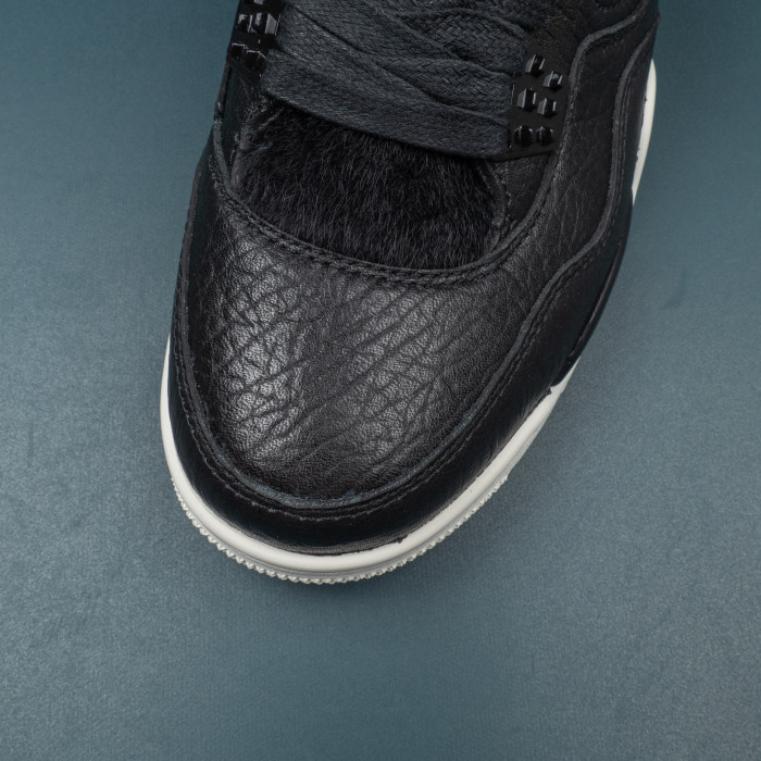 4's Retro Pony Hair Black