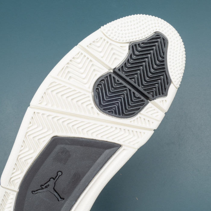 4's Retro Pony Hair Black