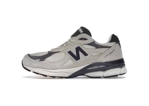 V3 MiUSA Teddy Santis Moonbeam