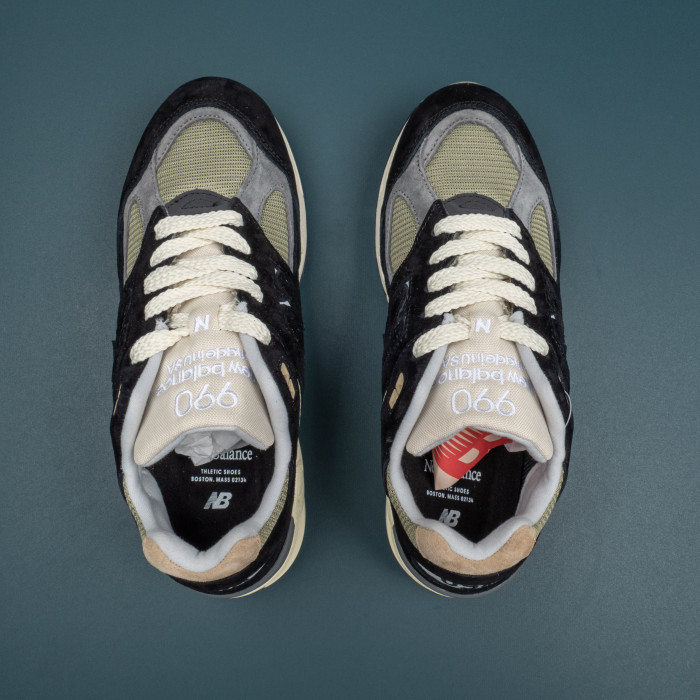V2 MiUSA Teddy Santis Black True Camo