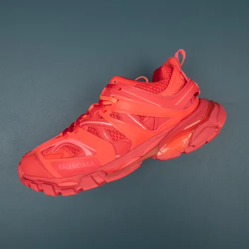 Track Red