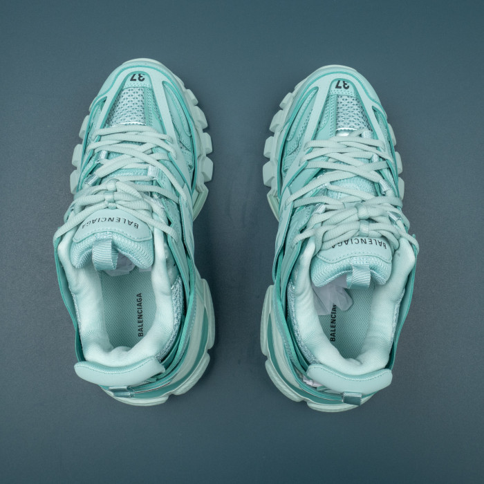 Track 'Light Blue'