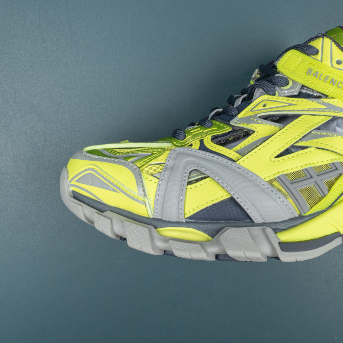 Track.2 'Grey Neon Yellow'