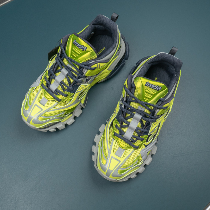 Track.2 'Grey Neon Yellow'