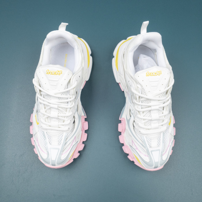 Track.2  'White Light Yellow'