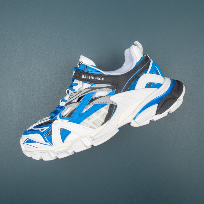 Track.2 'White Blue'