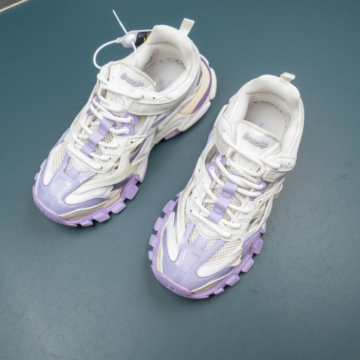 Track.2 'Purple White'