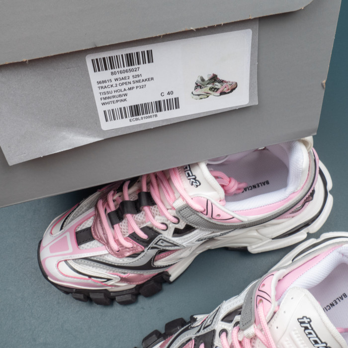 Track.2 'Pink'
