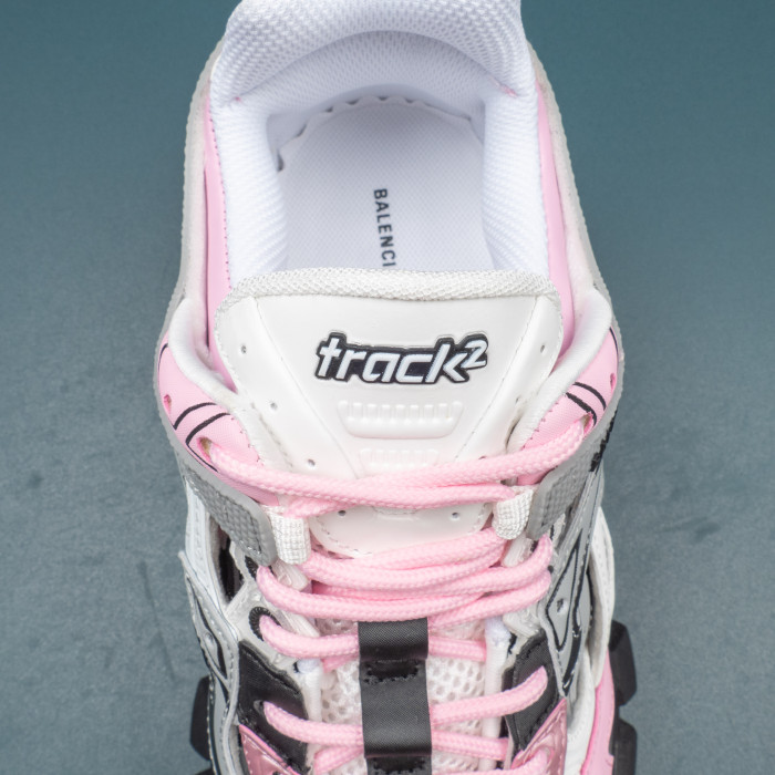 Track.2 'Pink'