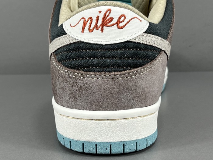 SB Dunk Low Big Money Savings