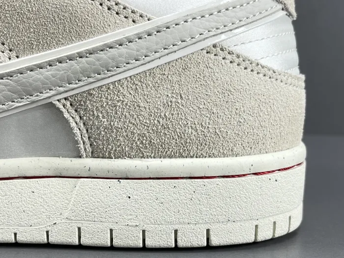 SB Dunk Low City of Love Light Bone