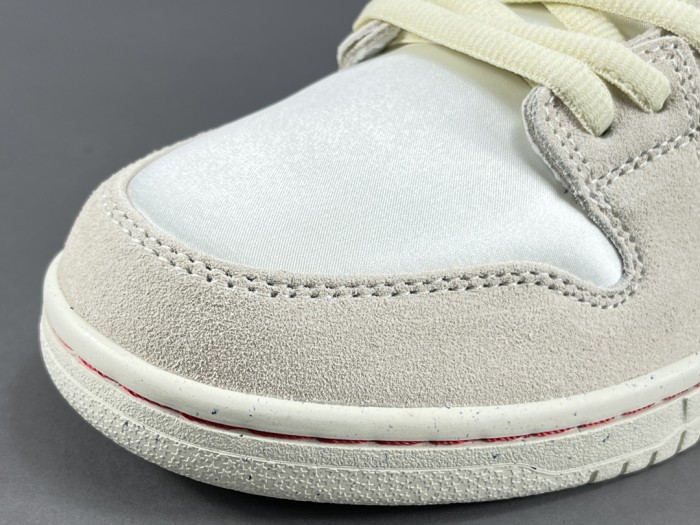 SB Dunk Low City of Love Light Bone