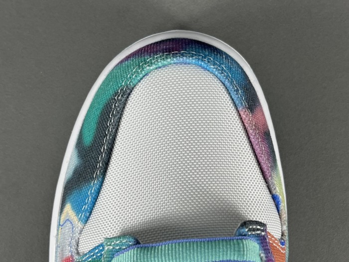 SB Dunk Low Futura Laboratories Bleached Aqua