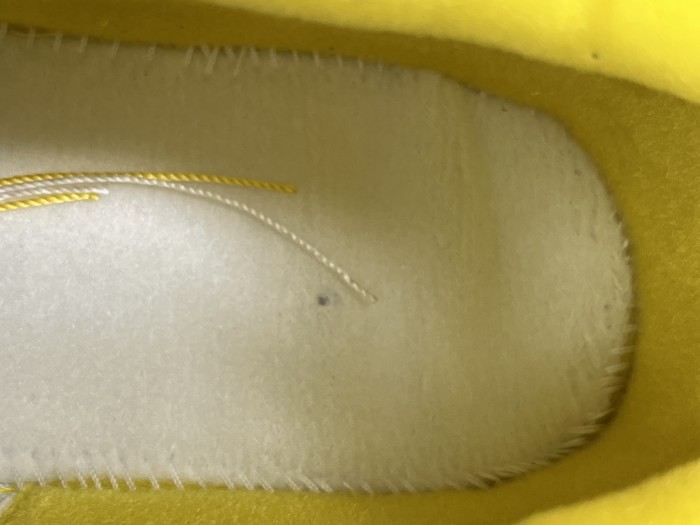 4's Retro 'Vivid Sulfur' updated