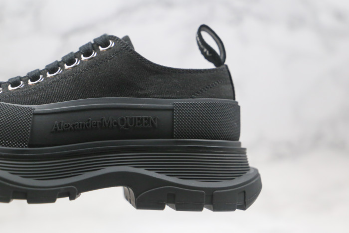 Tread Slick Low Lace Up Black