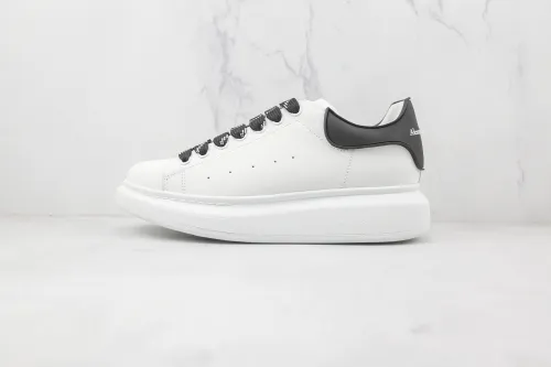 White Black Laces
