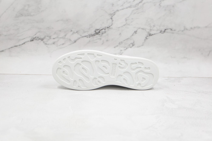 White Rainbow Eyelets